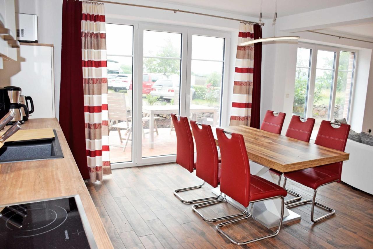 Ferienhaus Zum Boddenstrand Mit Ka Gross Zicker Exterior photo